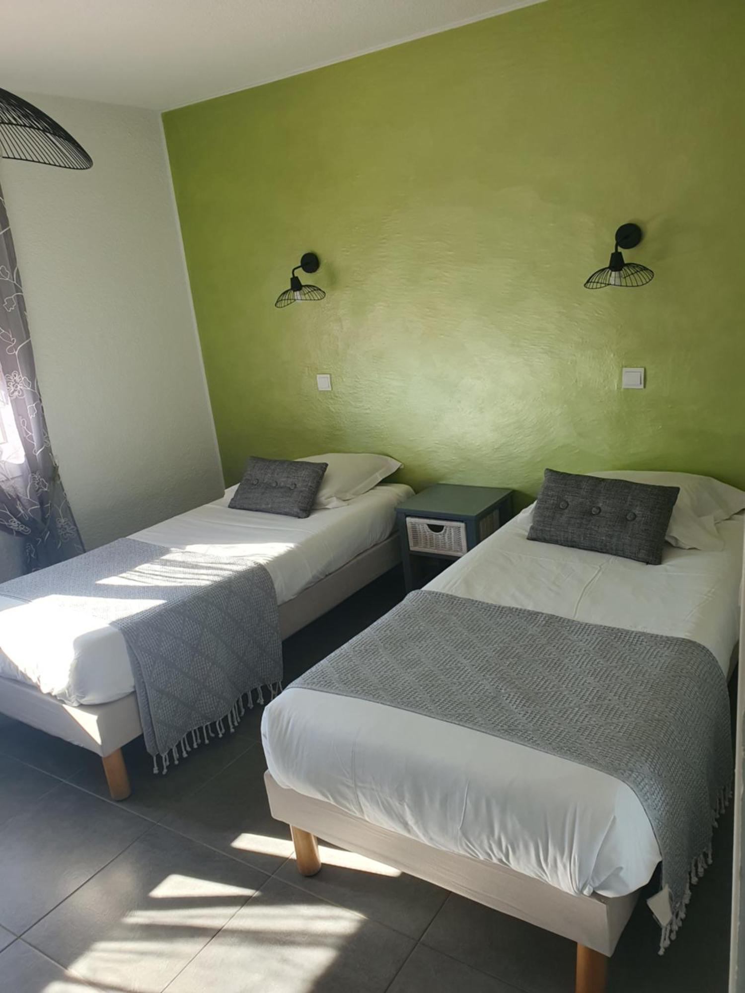 Le Mas Des Quintrands Manosque - Motel De Charme Manosque