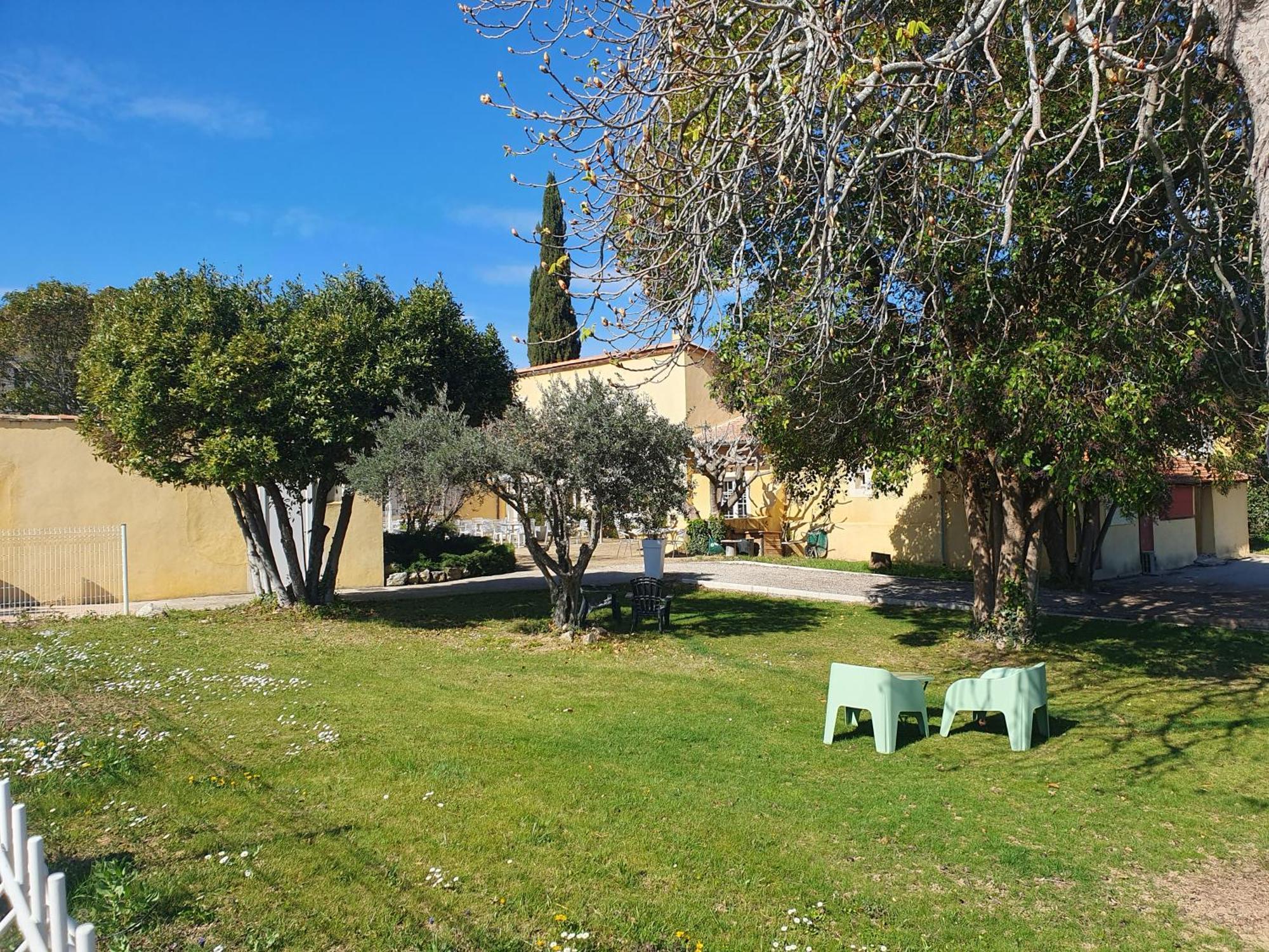 Le Mas Des Quintrands Manosque - Motel De Charme Hotel