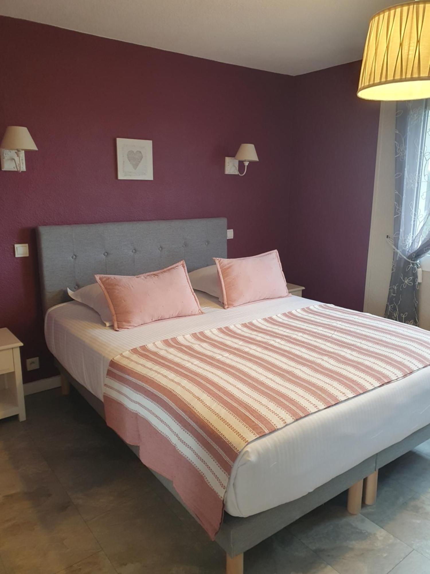 Hotel Le Mas Des Quintrands Manosque - Motel De Charme 2*